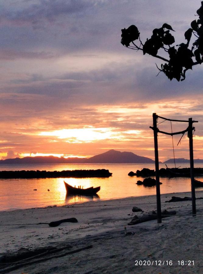 Bed and Breakfast Pulau Weh Sabang Marifi Paya Esterno foto